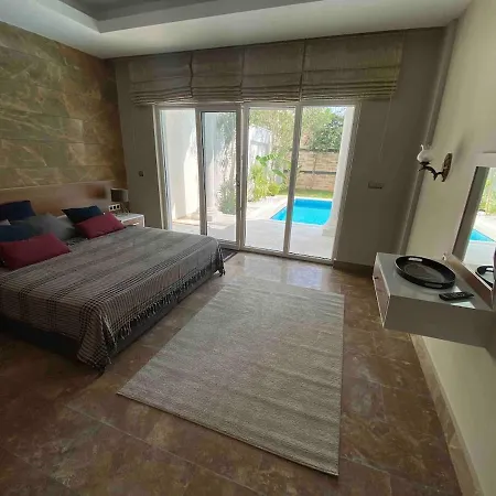 Villa Beren Center 300mt To The Sea,ultra Luxurious