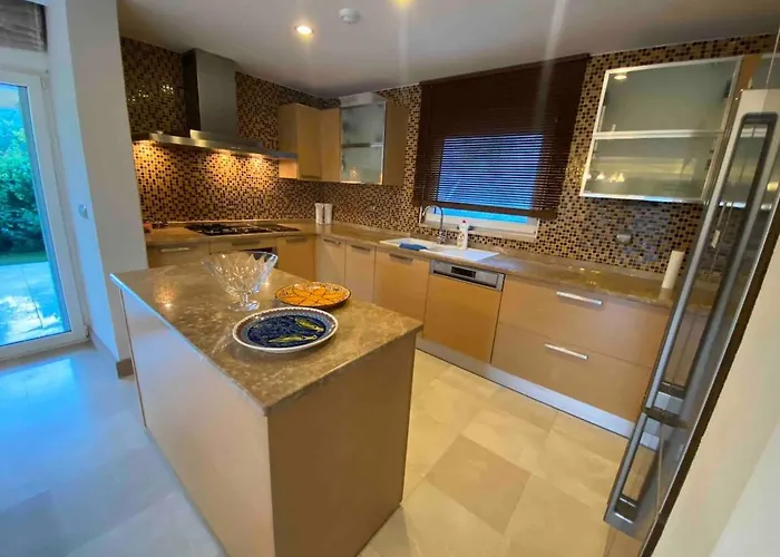 Villa Beren Center 300mt To The Sea,ultra Luxurious Kemer