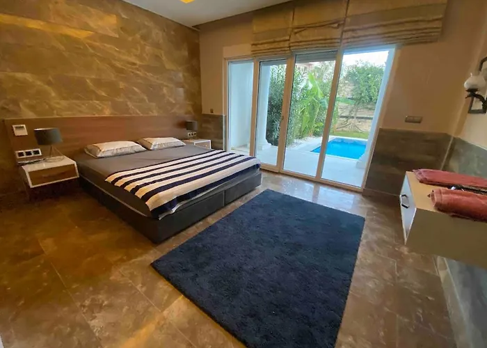 Beren Center 300mt To The Sea,ultra Luxurious Villa *